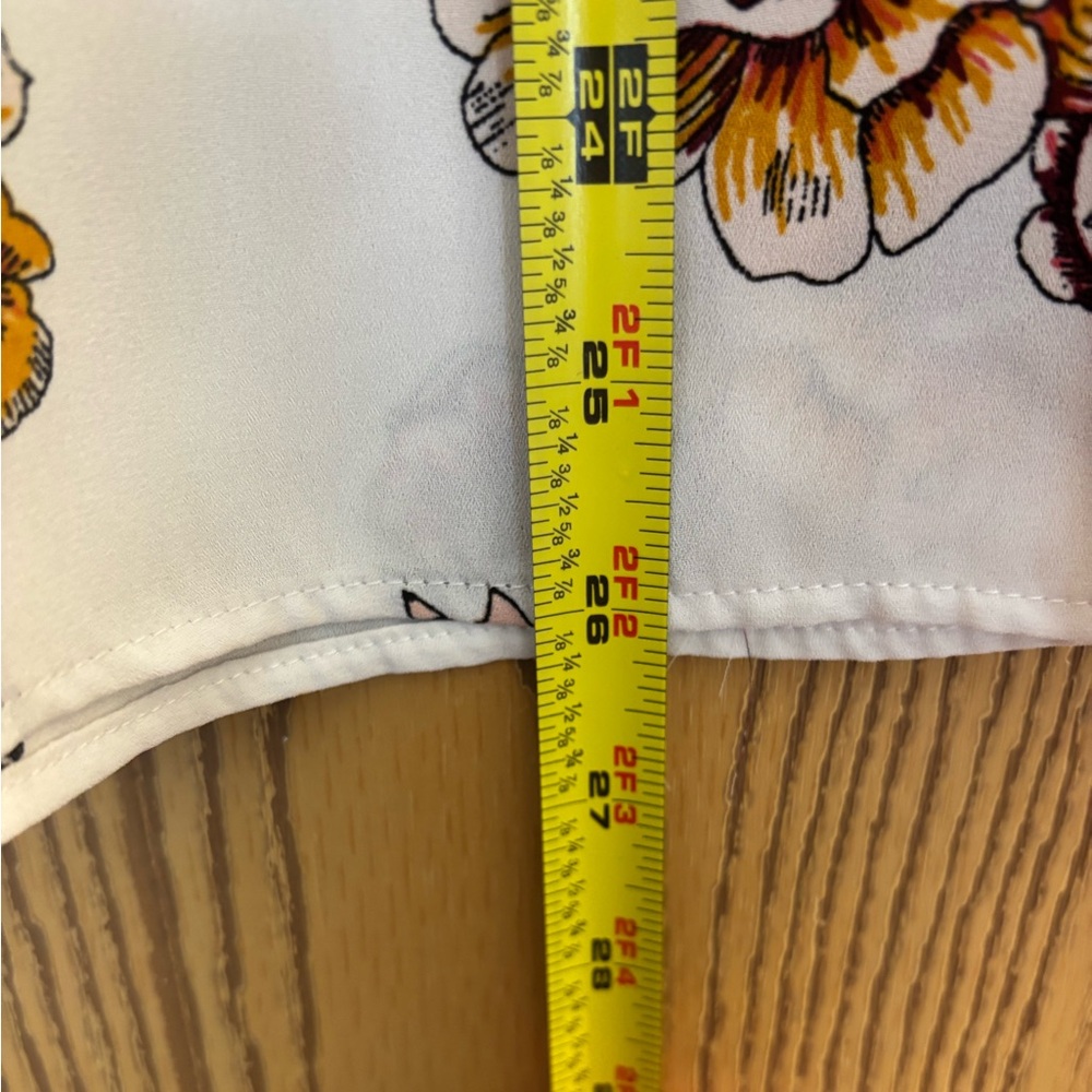 Maurices Floral Top w Flutter Sleeves - Picture 9 of 9